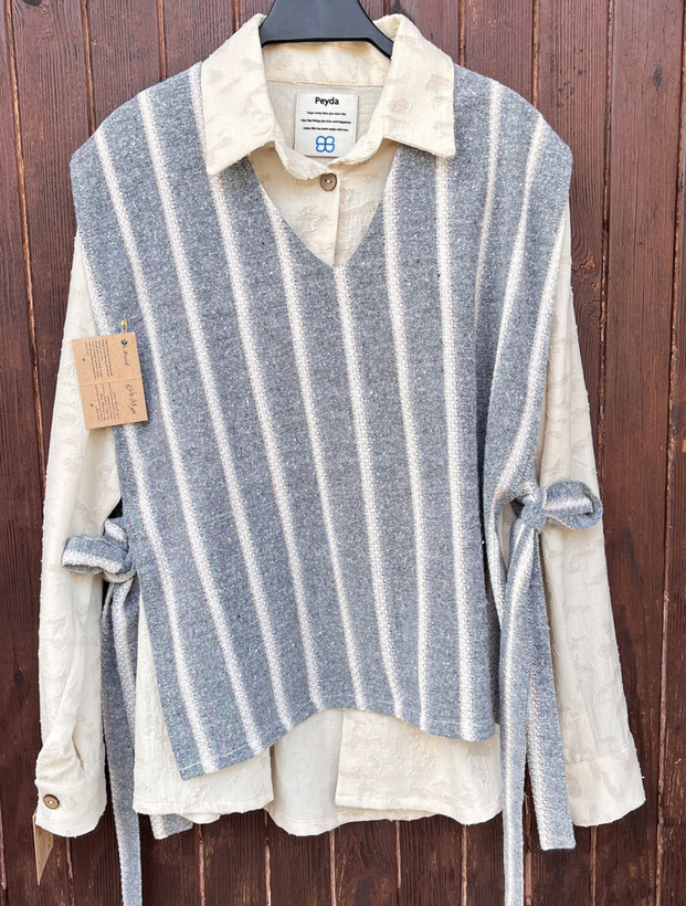 وست و شومیز زنانه پیدا از جنس لینن و جوت