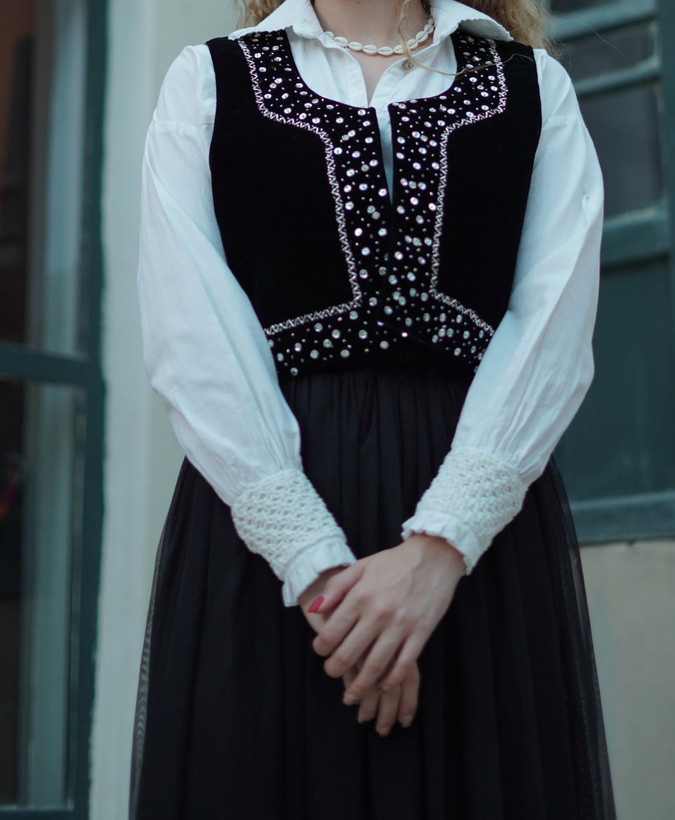 وست زنانه جواهر دوزی